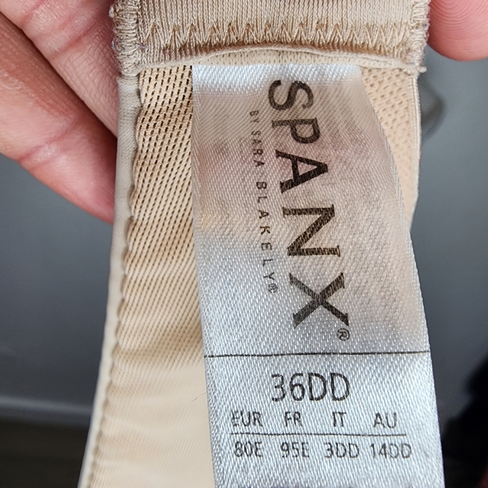 Spanx Underwire Full Coverage Satin Bra Size 36dd - image 4
